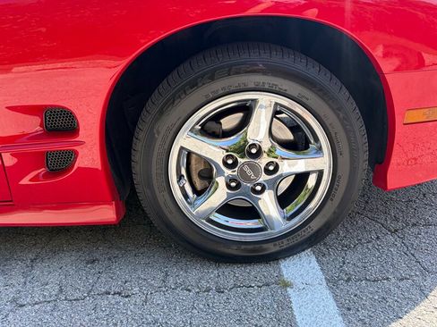 Used 1999 Pontiac Firebird Formula w/ Security Pkg RWD image 23