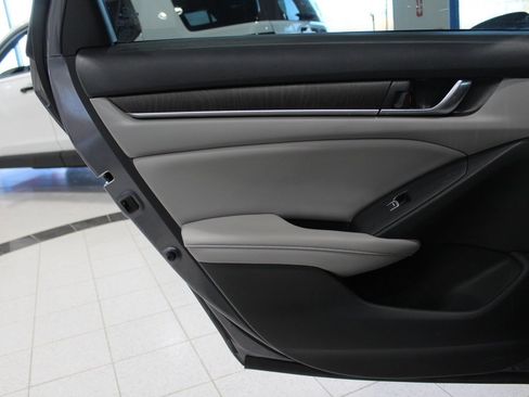 Certified 2019 Honda Accord EX-L image 17