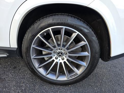 Used 2021 Mercedes-Benz GLE 450 4MATIC image 11