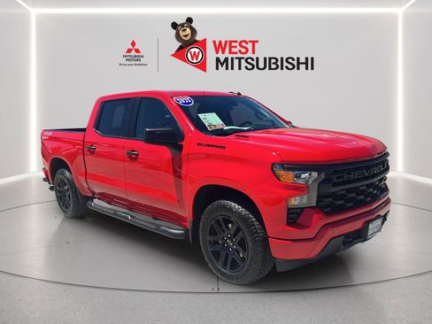 Used 2025 Chevrolet Silverado 1500 Custom w/ Turbomax Blackout Package AWD/4WD image 7