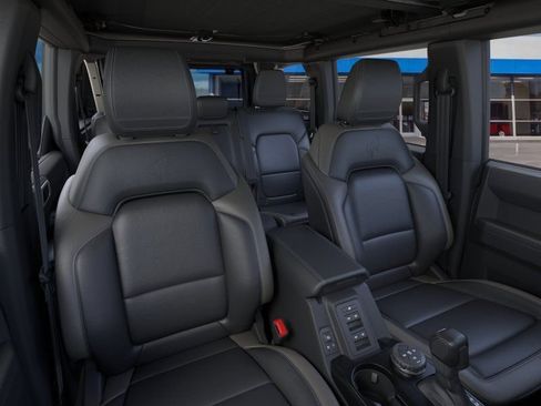New 2026 Ford Bronco Outer Banks AWD/4WD image 10
