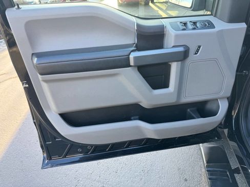 Used 2018 Ford F150 XLT image 13