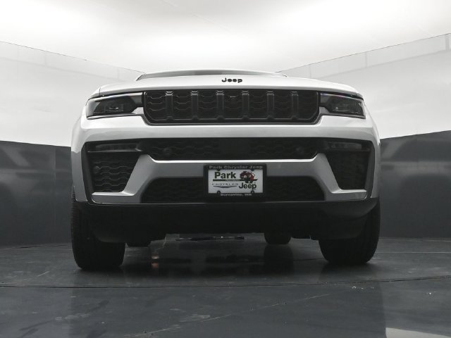 New 2026 Jeep Grand Cherokee Limited AWD/4WD image 19