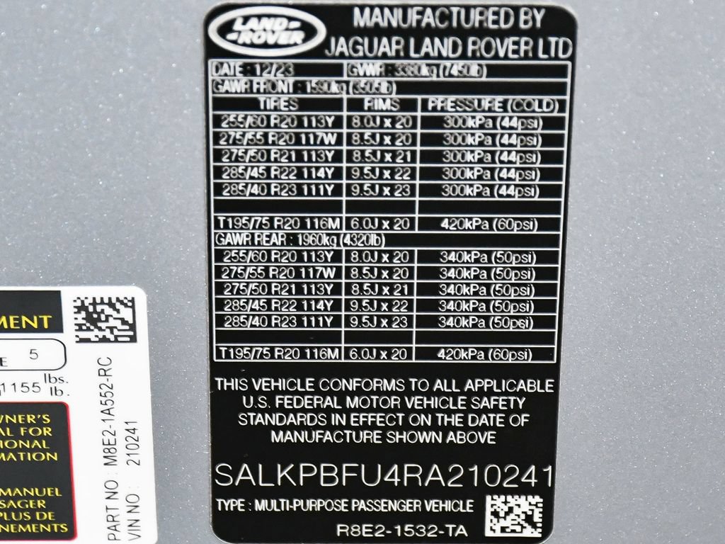 Used 2024 Land Rover Range Rover Long Wheelbase SE AWD/4WD image 24
