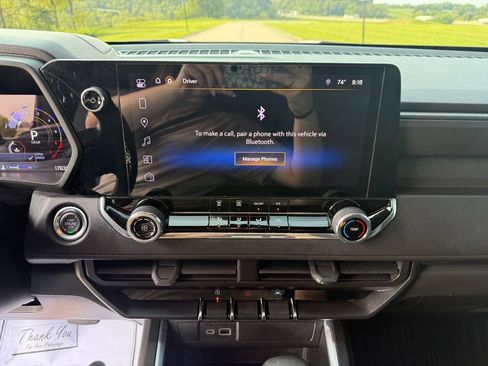 Used 2024 Chevrolet Colorado Trail Boss w/ Technology Package AWD/4WD image 29