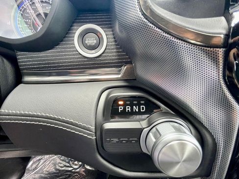 Used 2020 RAM 1500 Limited image 15