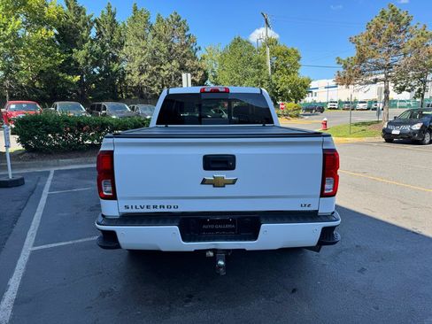 Used 2017 Chevrolet Silverado 1500 LTZ Z71 w/ LTZ Plus Package AWD/4WD image 19