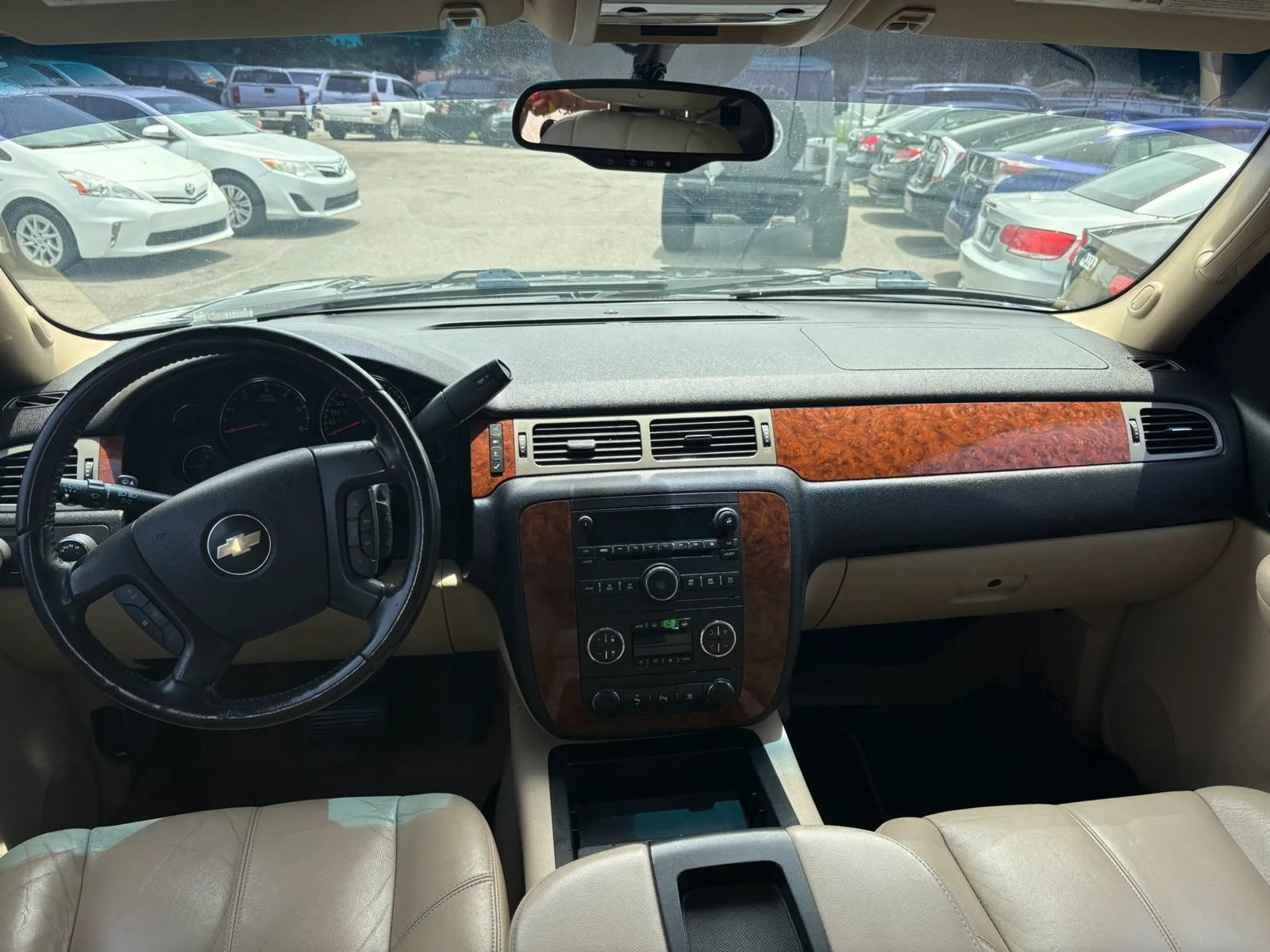 Used 2008 Chevrolet Tahoe LT w/ LT Preferred Equipment Group AWD/4WD image 8