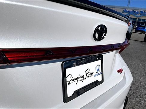 Used 2021 Toyota Avalon TRD image 25