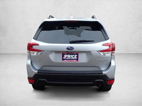 Used 2019 Subaru Forester Limited w/ Popular Package #3 AWD/4WD image 3