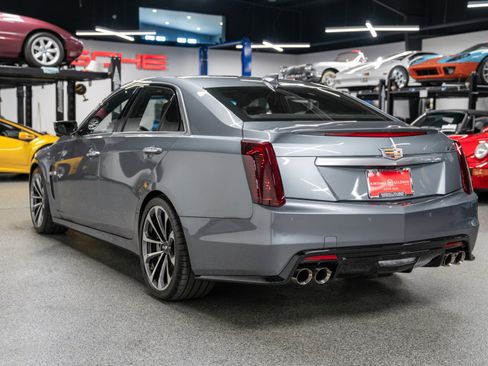 Used 2019 Cadillac CTS V w/ Luxury Package image 6