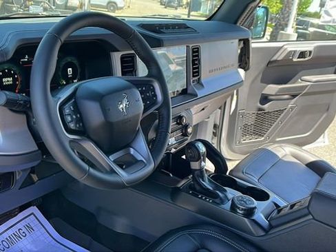 New 2026 Ford Bronco Outer Banks w/ Sasquatch Package image 15