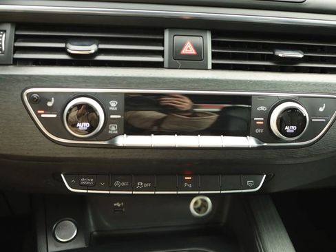 Used 2018 Audi A5 2.0T Premium Plus w/ Premium Plus image 44