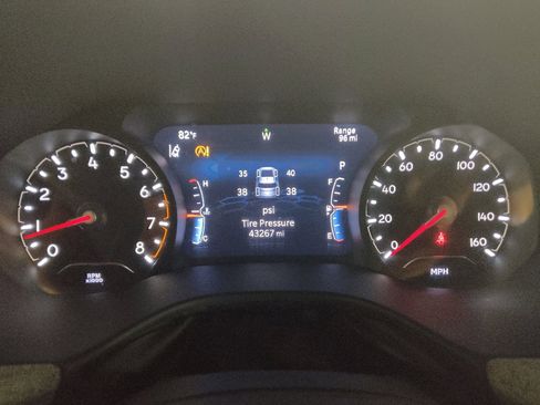 Used 2024 Jeep Compass Latitude AWD/4WD image 23