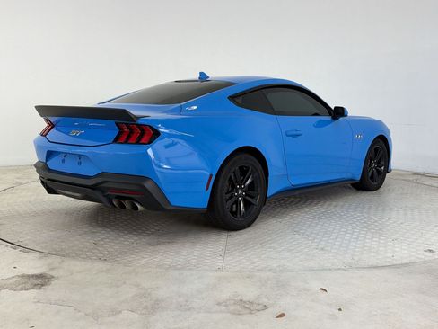 Used 2024 Ford Mustang GT RWD image 9