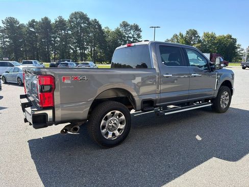 Used 2025 Ford F250 Lariat w/ Chrome Package AWD/4WD image 7