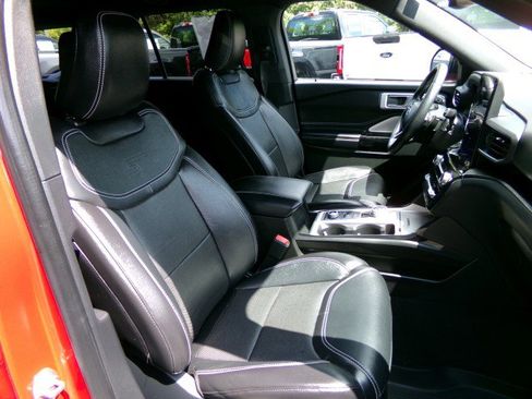 Used 2021 Ford Explorer ST w/ Equipment Group 401A image 13