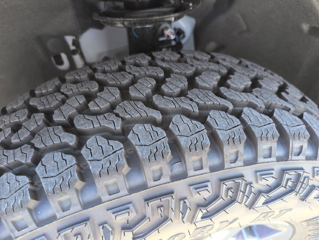 New 2026 Ford Maverick Tremor AWD/4WD image 16