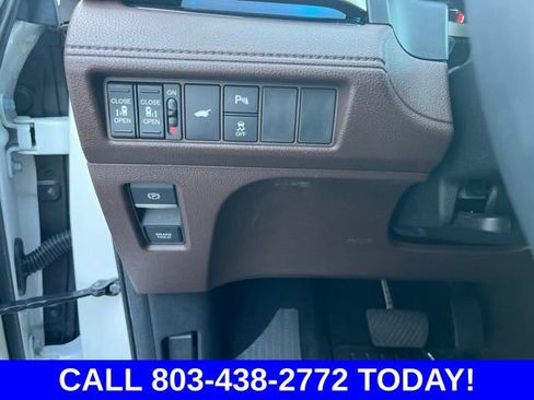 Used 2026 Honda Odyssey Touring image 32