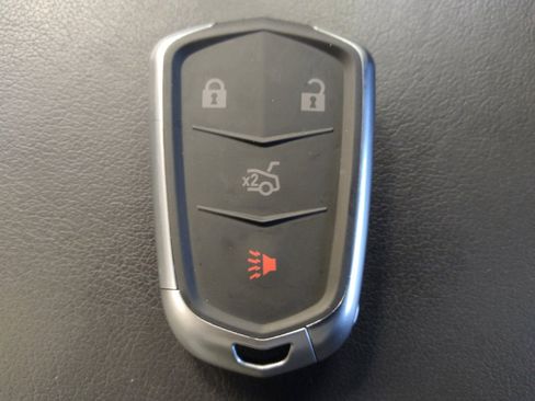 Used 2019 Cadillac CTS Luxury RWD image 32
