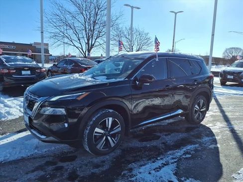 Used 2023 Nissan Rogue SL image 7