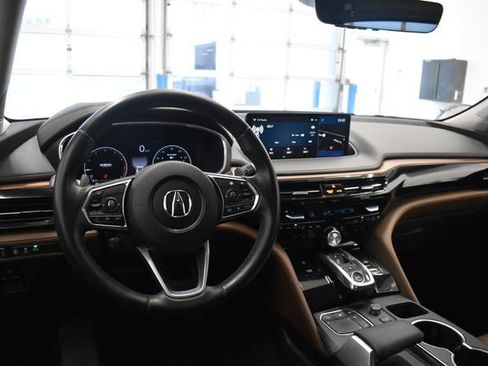 Used 2023 Acura MDX SH-AWD w/ Technology Package image 22