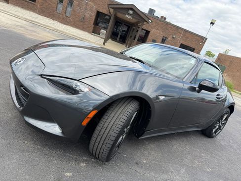 Used 2017 MAZDA MX-5 Miata RF Club RWD image 46
