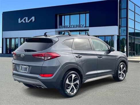 Used 2018 Hyundai Tucson Value image 11