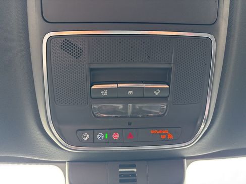 Used 2024 Chevrolet Traverse RS w/ LPO, Floor Liner Package image 21