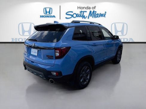 Certified 2024 Honda Passport TrailSport image 7