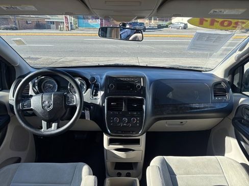Used 2011 Dodge Grand Caravan Express image 12