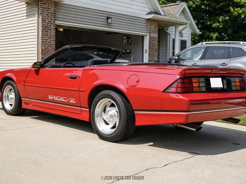 Used 1988 Chevrolet Camaro LT RWD image 6