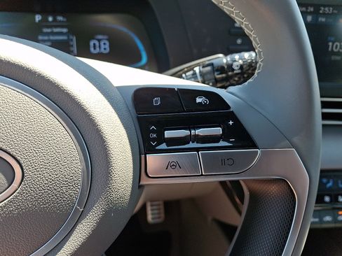 Certified 2025 Hyundai Elantra Sport FWD image 20