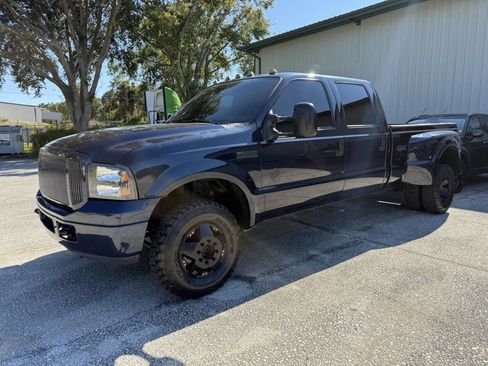 Used 1999 Ford F350 4x4 Crew Cab DRW Super Duty image 2