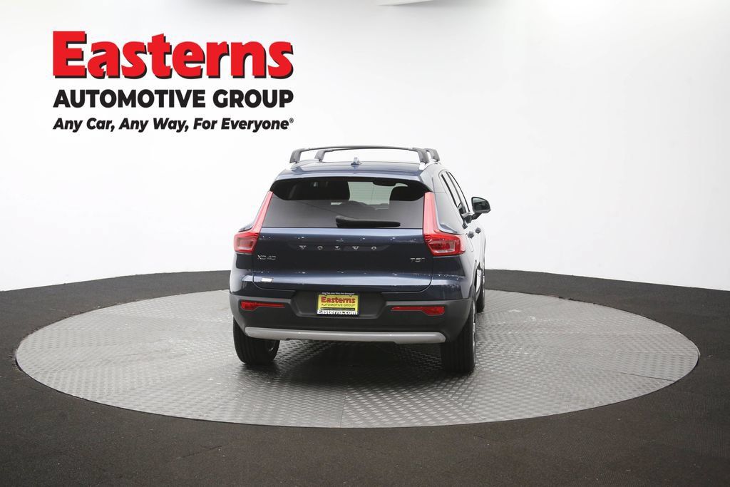 Used 2021 Volvo XC40 T5 Momentum AWD/4WD image 41