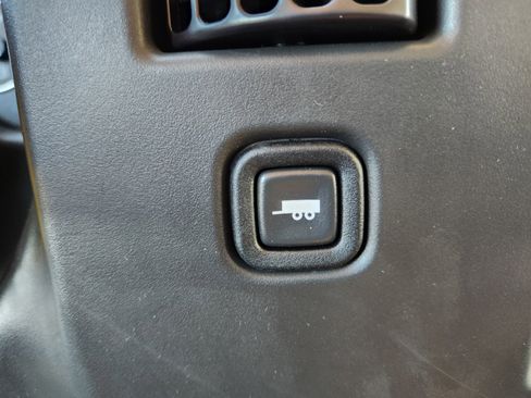 New 2024 Chevrolet Express 2500 w/ Driver Convenience Package image 21