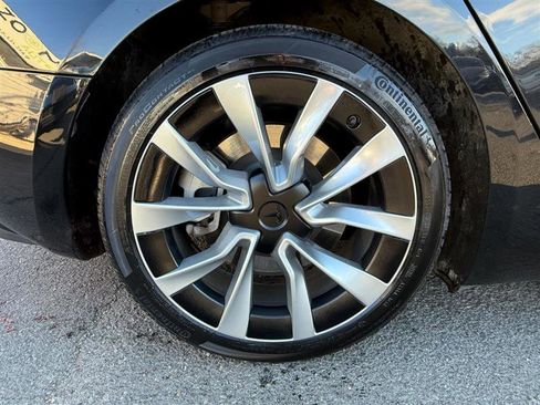 Used 2024 Tesla Model 3 image 5