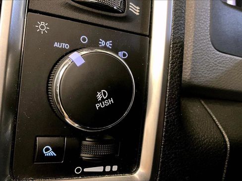 Used 2019 RAM 1500 Classic Warlock image 30