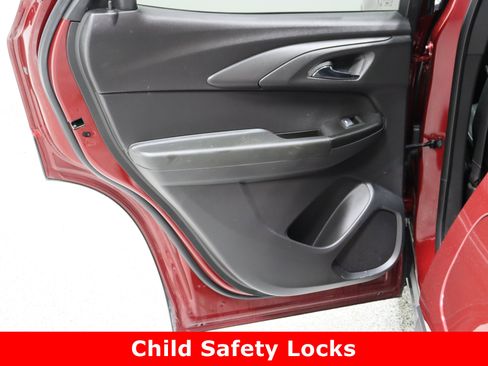 Used 2024 Chevrolet TrailBlazer LS w/ LS Convenience Package image 25