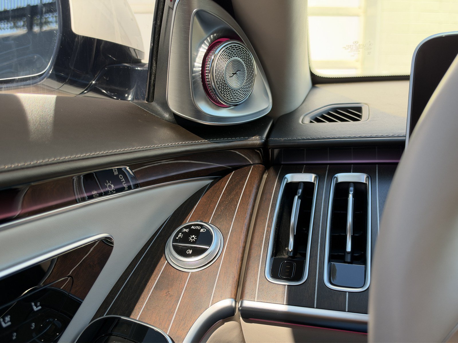 Used 2023 Mercedes-Benz Maybach S 580 4MATIC image 17