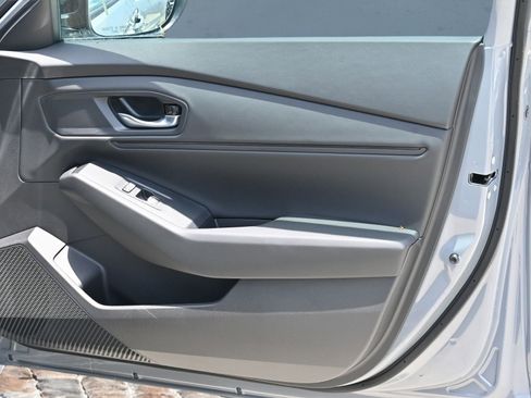 New 2025 Honda Accord SE image 12