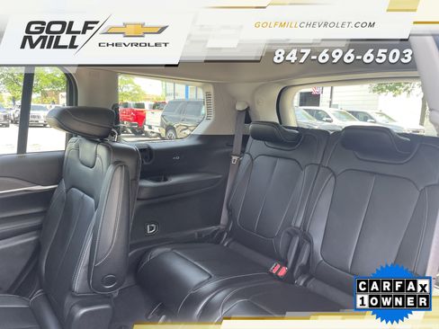 Used 2023 Jeep Grand Cherokee L Limited AWD/4WD image 31