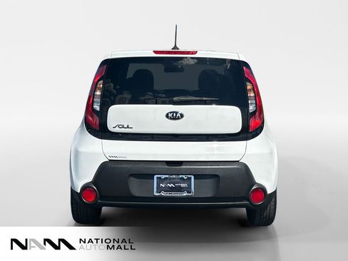 Used 2016 Kia Soul Base image 4