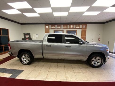 Used 2023 RAM 1500 Lone Star AWD/4WD image 5