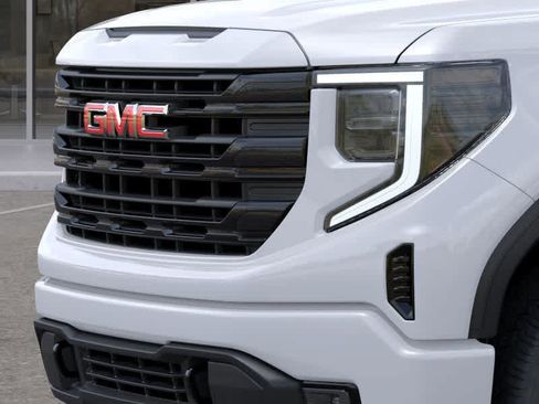 New 2026 GMC Sierra 1500 Elevation image 13
