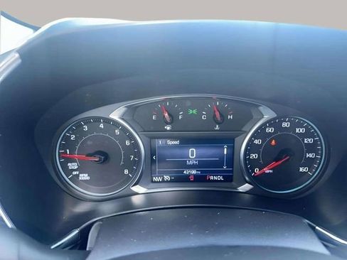 Used 2024 Chevrolet Equinox LT image 9