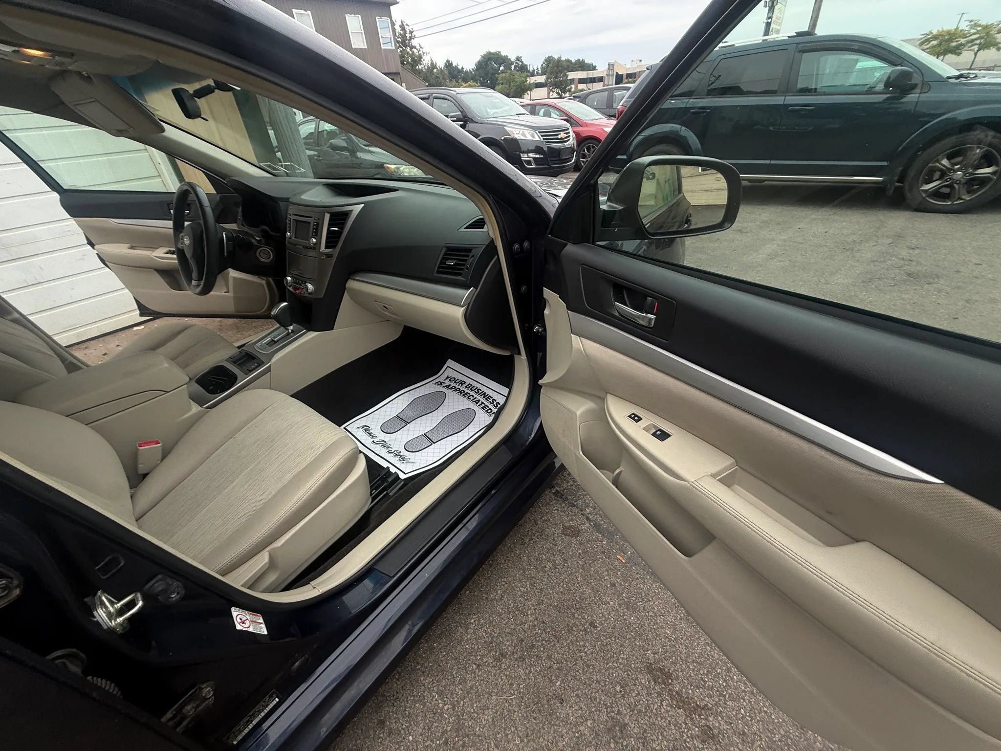 Used 2014 Subaru Legacy 2.5i Premium AWD/4WD image 21