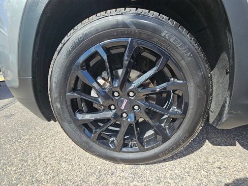 Used 2023 GMC Terrain SLT w/ Tech Package FWD image 24