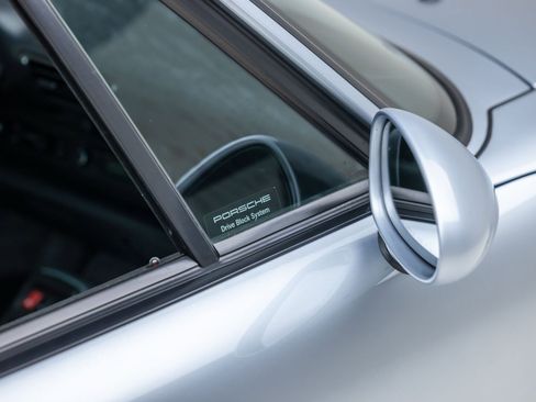 Used 1996 Porsche 911 Cabriolet image 32