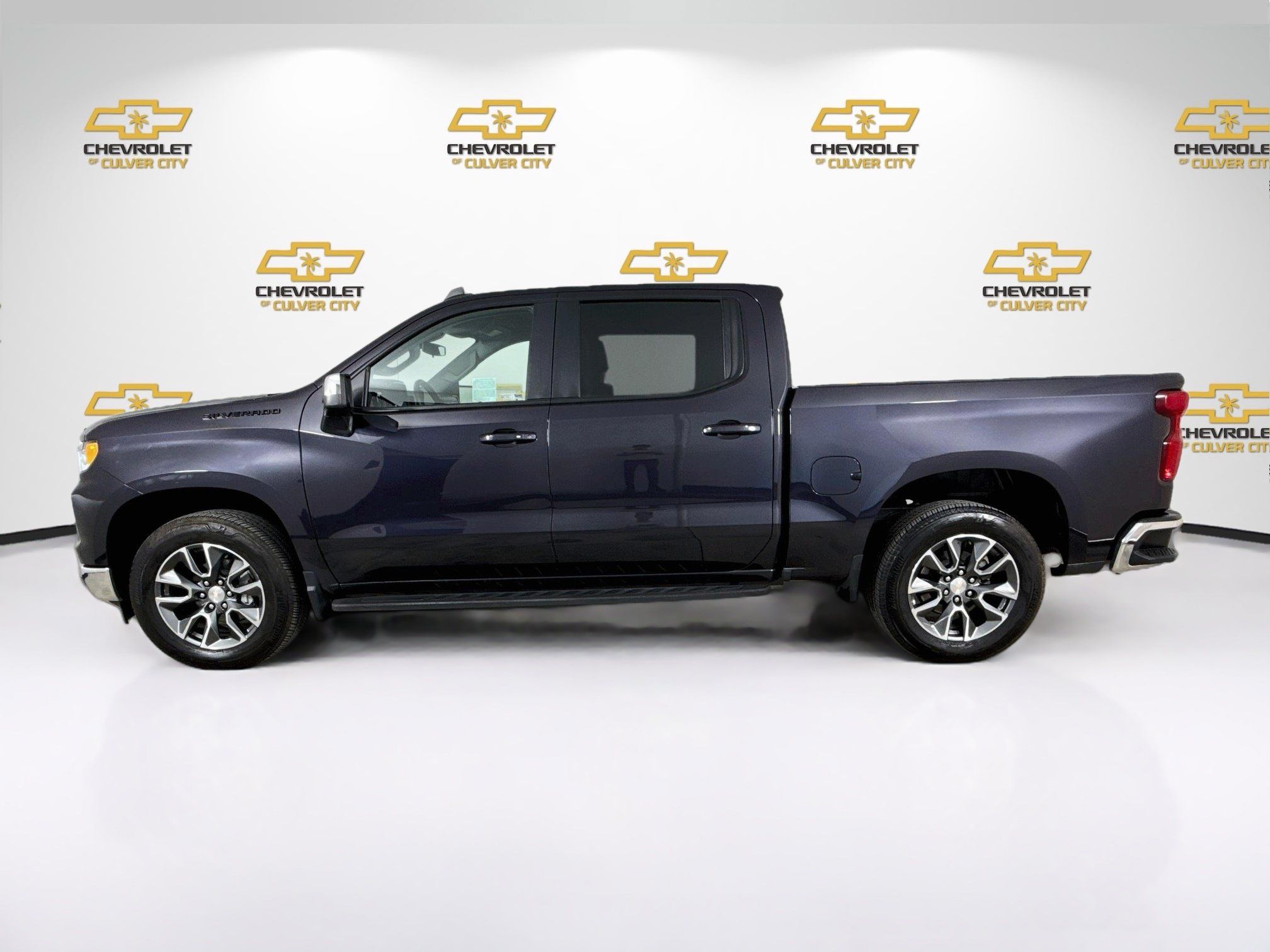 Used 2024 Chevrolet Silverado 1500 LT w/ All Star Edition Plus RWD image 5